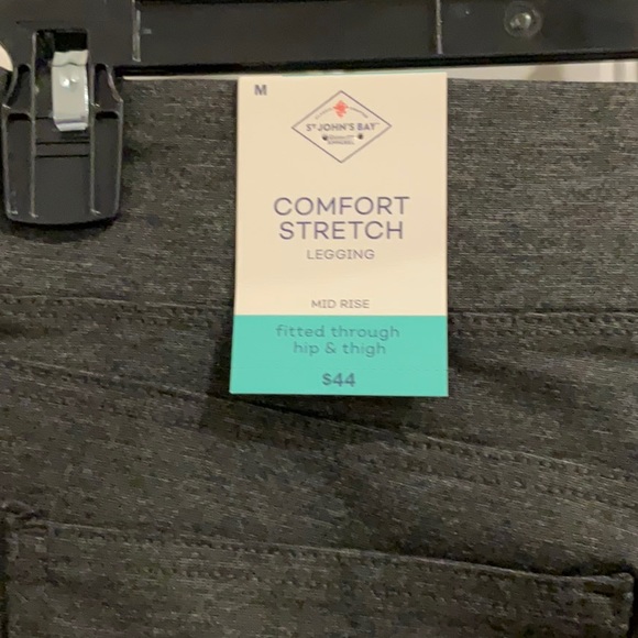 NWT St John’s Bay Secretly Slender comfort stretch legging. - Picture 4 of 7
